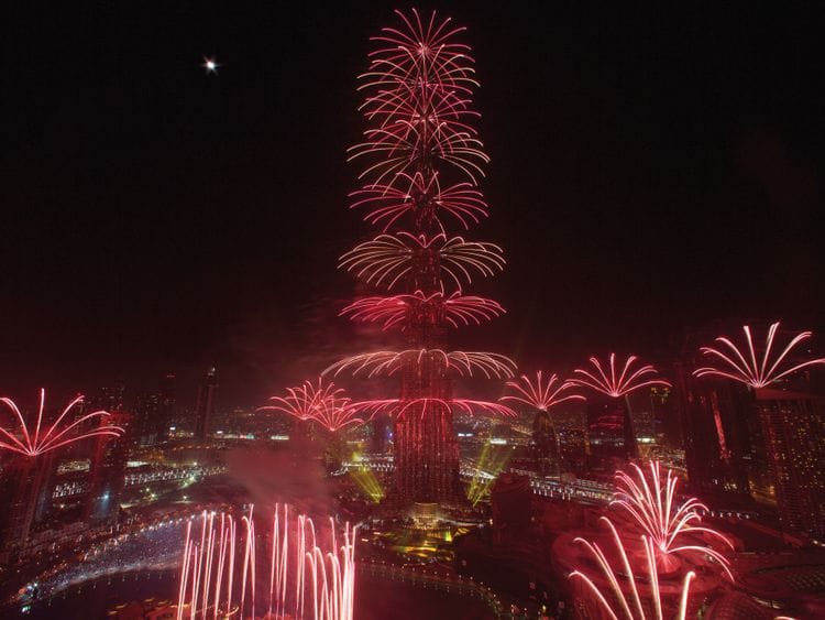 NAT FIREWORK13-1672153437633