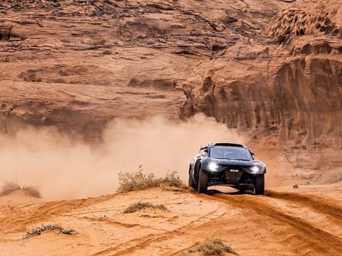 Frenchman Guerlain Chicherit presented Bahrain Raid Xtreme with a brilliant comeback victory in the Dakar Rally today as rain and poor visibility cut short the third special stage in Saudi Arabia.