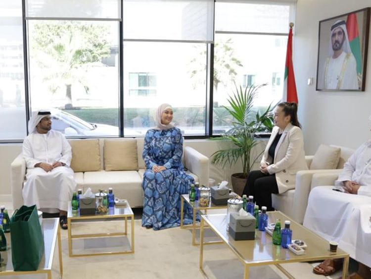 Dubai_Police_surprises_Tourist_with_Precious_Watch_Lost_One_Year_Ago-1673079979707