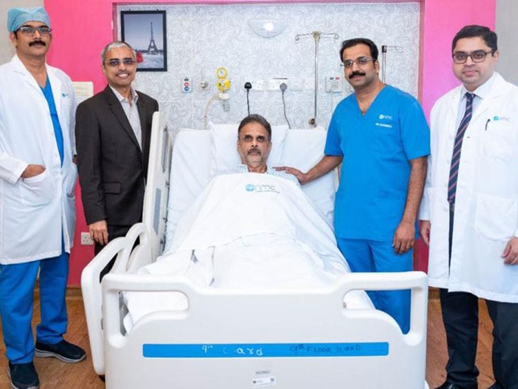 Yusuf-Miya-Ismail-Ustad-and-his-doctors-1673083531986