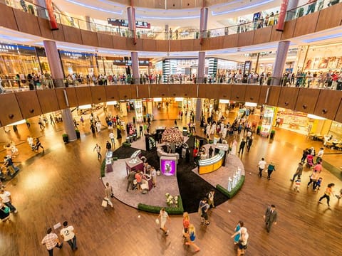 Did you know that when a woman living in the UAE on her husband’s visa, is divorced or widowed, the UAE Government grants her an extension of one year on her residence visa? Read on for details of some general provisions related to the UAE residence visa. Picture used for illustrative purposes only.