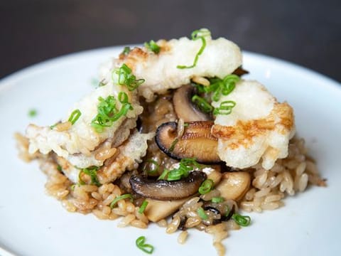 Japanese-style Mushroom Clay Pot Rice
