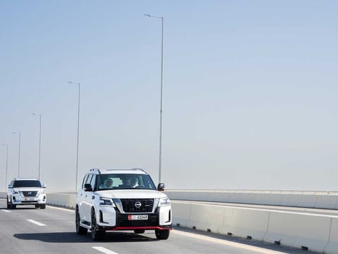 Abu Dhabi's new 11-km "superhighway" bridge features six lanes that can accommodate 12,000 journeys per hour. It also has pedestrian walkways, cycling tracks and bike rental facilities. 