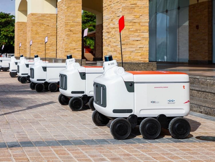 RTA DIEZ and talabat UAE announce piloting autonomous delivery robots33-1676459010696