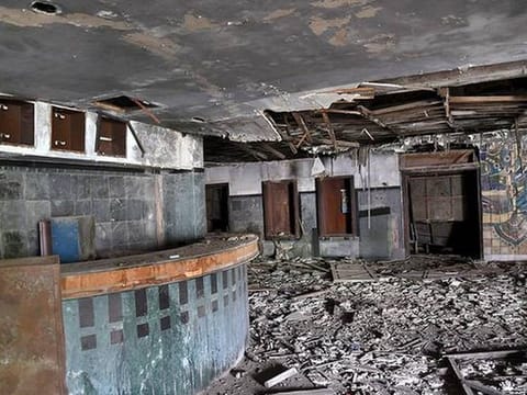  On June 13, 1997, during a screening of J P Dutta’s Border, a massive fire broke out at Uphaar Cinema in Delhi’s Green Park. A total of 59 people died of asphyxiation after being trapped in the hall, while 103 were seriously injured in an ensuing stampede to escape.