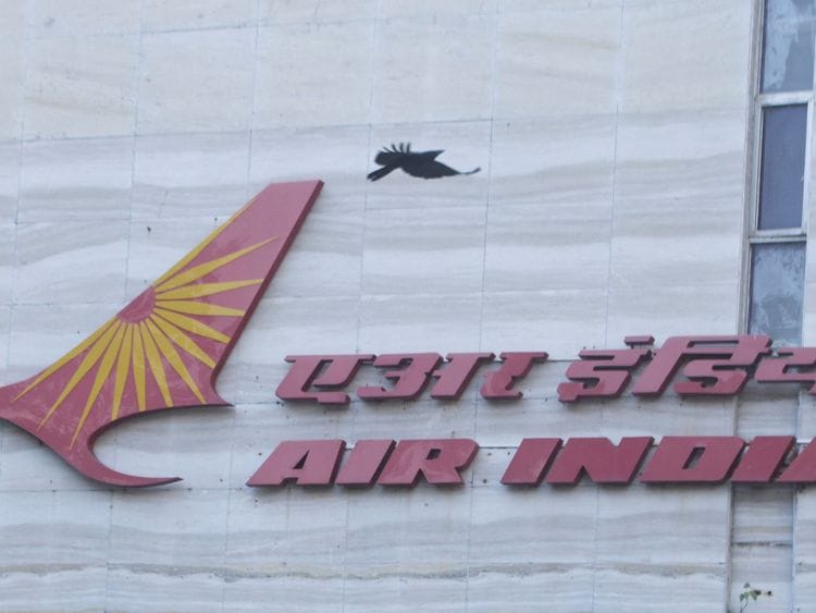 Copy of 2023-02-15T173236Z_850614500_RC2SBZ916MNZ_RTRMADP_3_AIR-INDIA-PLANES-FINANCE-1676523934667