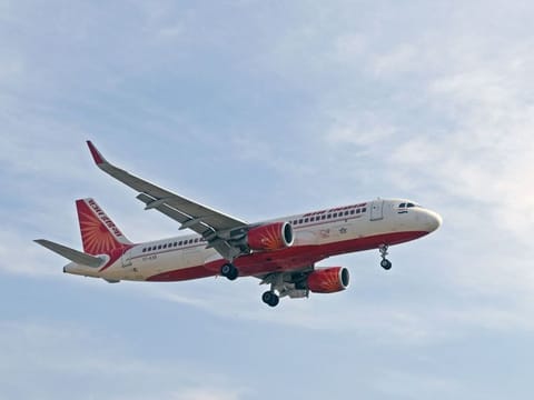 Air India announced a 470-plane order with Airbus and Boeing, underscoring the industry’s recovery from the coronavirus pandemic and the airline’s ambition to become a global force after years of contraction.