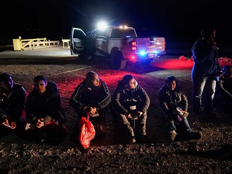 migrants US asylum