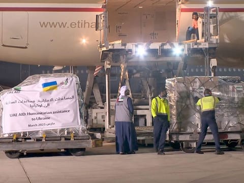 UAE provides winter aid targeting the largest gathering of displaced Palestinians in southern Gaza 
