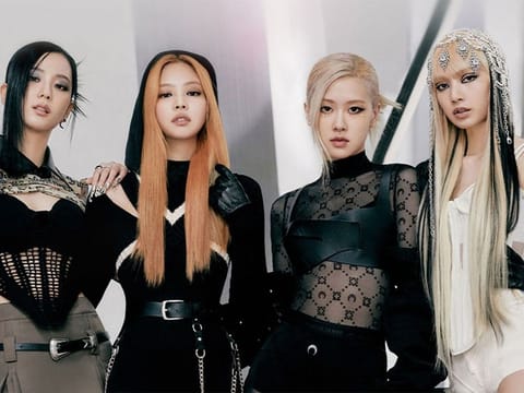 Blackpink is in the area again, and fans are filled with joy. 
