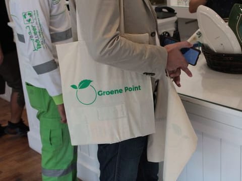 Groene Point App rewards users for responsible waste disposal