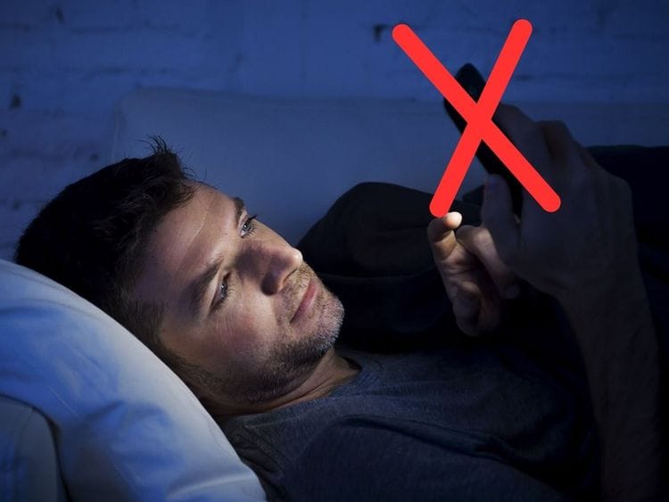 Social media before bed