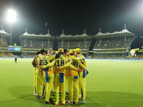 Chennai Super Kings players ready to defend their total against Lucknow Super Giants. The thrilling contest kept the fans on the edge. 