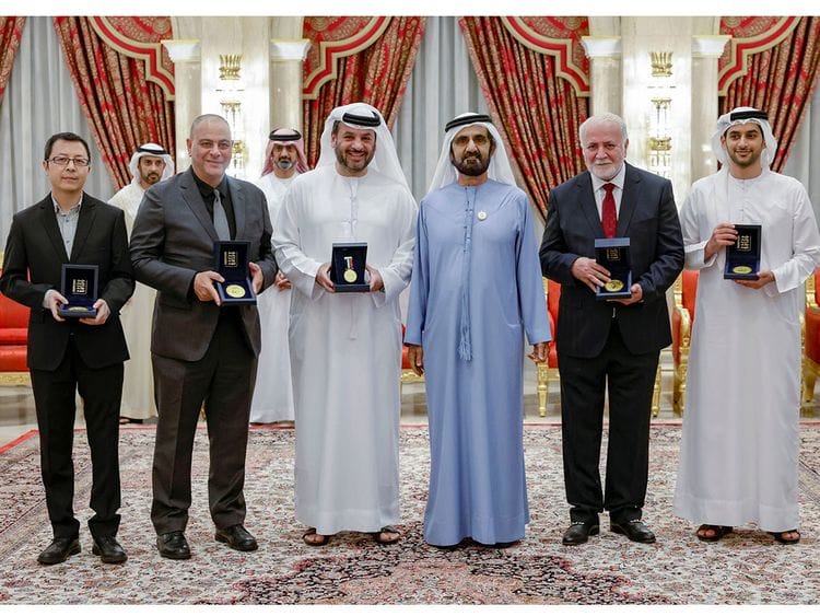 mbr-with-winners-of-science-award-1681056798416