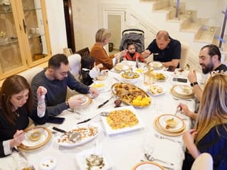 Watch: Iftar at a Palestinian household in Dubai