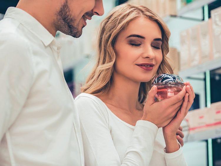 SU_230414_EidPerfumes-Shopping-Trends-LEAD-shutterstock-FOR-WEB