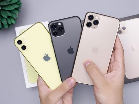 We've only featured iPhones that Apple sells officially, as of 2023.
