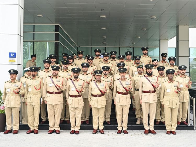 Al-Marri-inspects-Al-Khawaneej-Police-Station-1684655275191