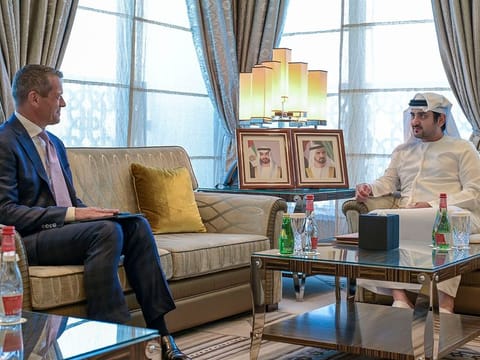 Sheikh Maktoum bin Mohammed bin Rashid Al Maktoum with Charles Meyers.