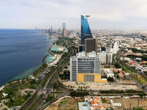 The total development area will encompass around 2.5 million square meters, with a total built-up area of 3.7 million square meters, including 9,300 residential units, 1,800 hotel units.