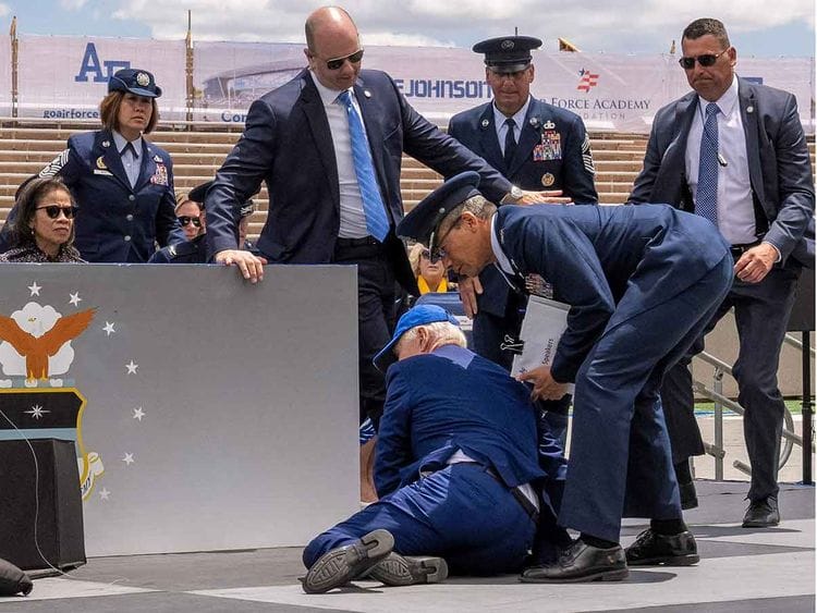 US President Joe Biden falls on stage