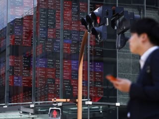 Asian stocks extend gains on Iran talks optimism, markets watch next move closely.