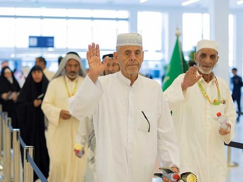 Iraqi pilgrims arrive at the Saudi border crossing of Jadidat Arar ahead of Hajj.  