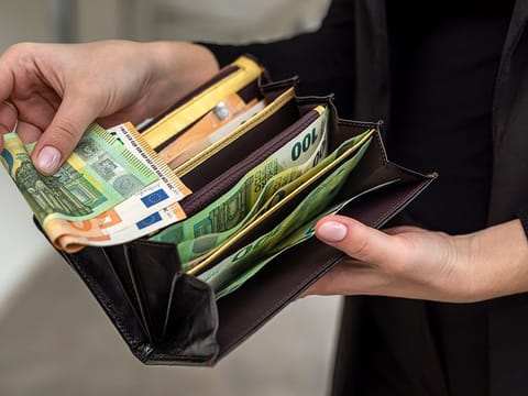 Gulf News analyses currencies like the British pound and the euro to see if a money transfer now is a win or a wait-it-out situation. 