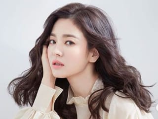 Song Hye-kyo reveals she couldn't 'escape' a film, director tried to take passport: 'Was tied for three years'