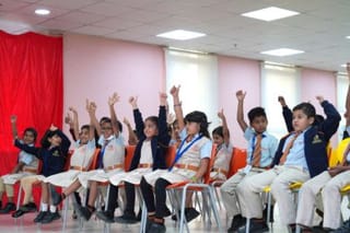 More Sharjah students learn how to exit school bus if left behind