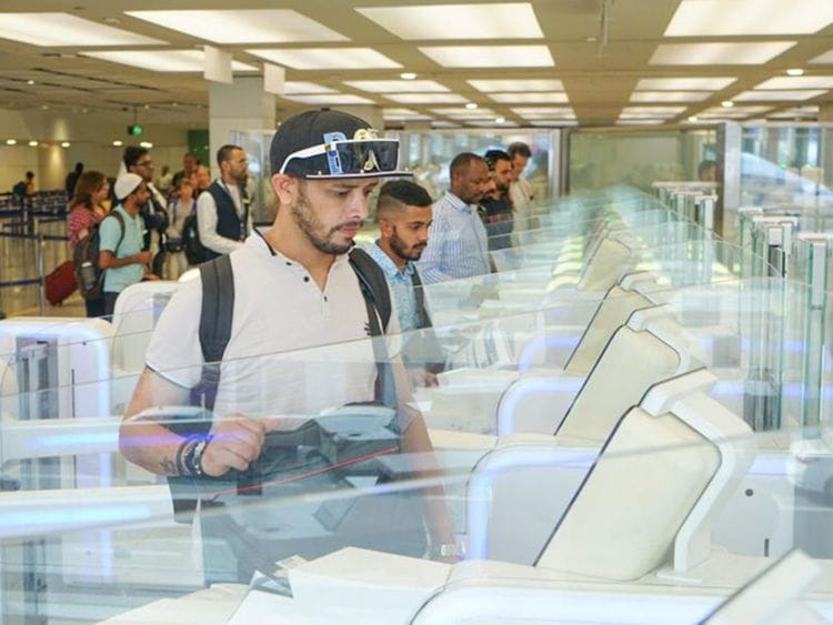 smart-gates-at-dubai-airport-1687674162962