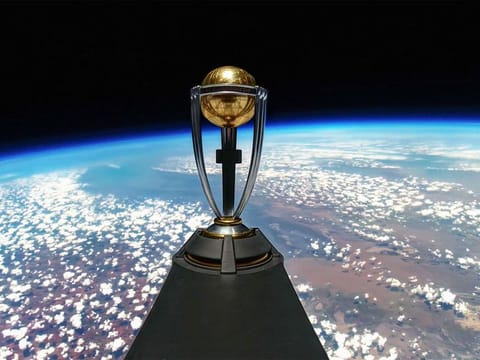  India will host Pakistan's cricket team for the first time in seven years for the 50-over World Cup, the International Cricket Council said Tuesday.