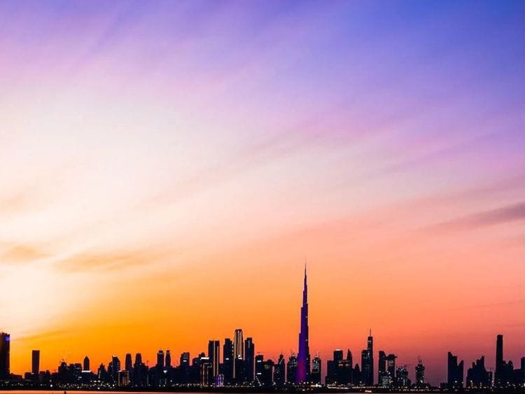 The UAE has become one of the most popular tourism destinations for Chinese travellers for its cosmopolitan culture, safety, convenience of life and more. If you are planning to visit the country for your summer vacation for the first time as a Chinese citizen, these 8 tips will be useful for you.