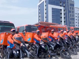 Solar-powered rest areas for delivery drivers in Abu Dhabi