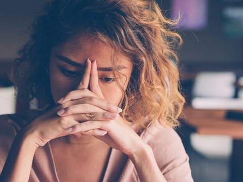 People who suffer from burn-on, hide a different kind of exhaustion. Those who suffer from burn-out go on leave from work, but those who are in a state of burn-on, continue to work as they're unable to separate themselves from it. 
