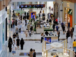 Shopping, driving, or outside? The first minutes after an alert are critical