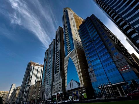 The increase in sales transactions amounted to 6,146, compared to 3,011 transactions for the same period the previous year.