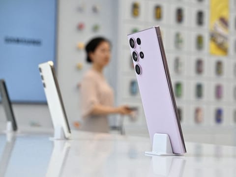 Samsung will have a clear shot at selling its top-of-the-line Flip and Fold handsets - and without facing much of a competition from rival launches. 