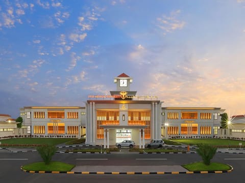 Gulf Medical University launches Nafis Scholarship Programme 