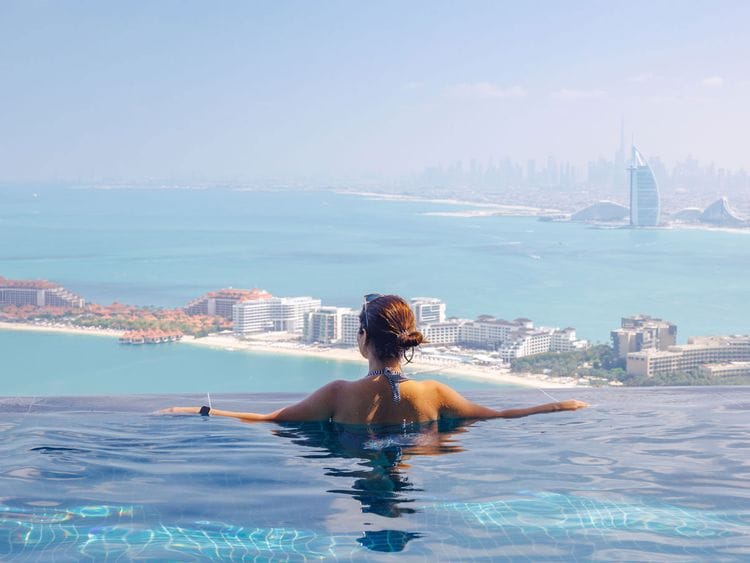 THINGS TO DO DUBAI INFINITY POOL