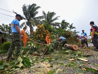 Doksuri batters Philippines: Typhoon blows off roofs, floods villages and displaces thousands