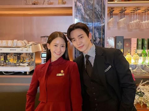 Yoona and Lee Jun-ho in King The Land: A show revolving around the romance between a CEO and hotel employee. 