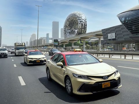 Commuters urged to use authorised cabs as crackdown targets illegal operators