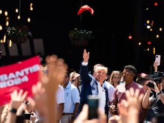 Trump heading for Republican ‘coronation’ as 2024 rivals struggle to stop him