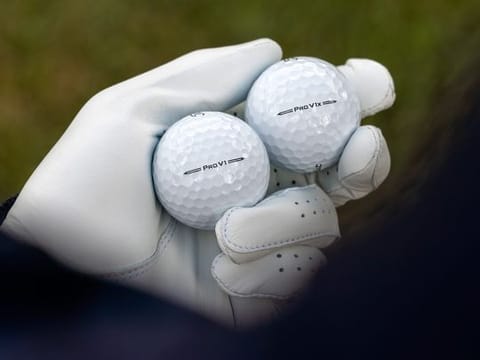 2023 Titleist Pro V1 and Pro V1x