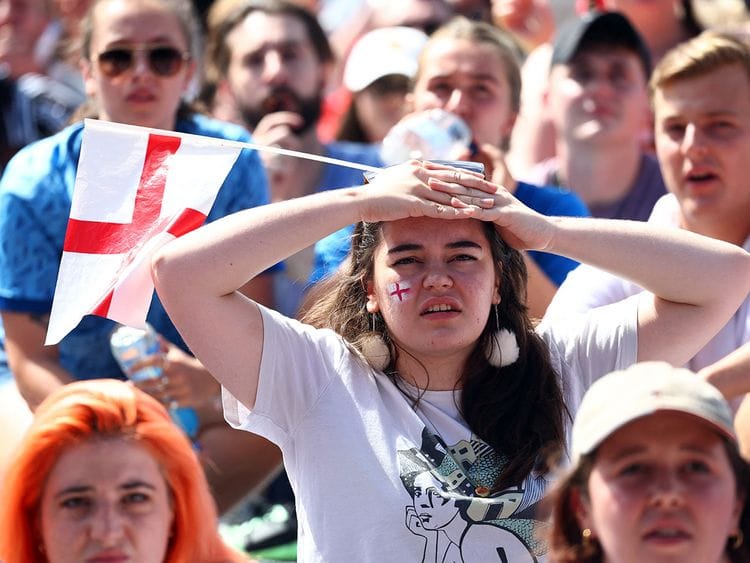 20230820 england fans