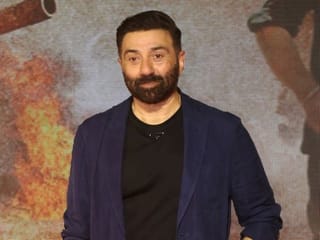 IFFI 2023: Why did Sunny Deol break down in tears at the film festival?  