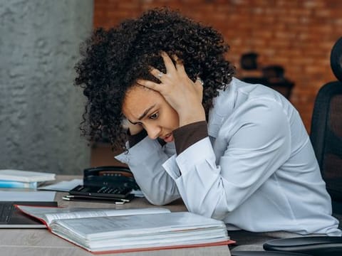 Using data from 648 participants in the Midlife in the United States survey, lead author Savana Jurgens, a psychology graduate student in Hayes' lab, built a statistical model to assess how inflammation bridges the gap between stress and metabolic syndrome. Picture used for illustrative purpose only.
