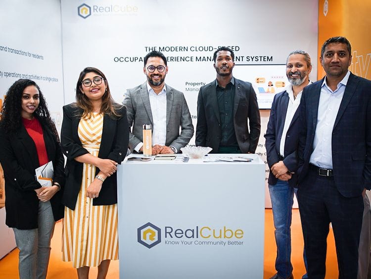 Realcube