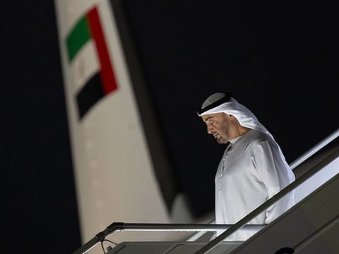 President His Highness Sheikh Mohamed bin Zayed Al Nahyan disembarking from plane as he arrives in New Delhi for participating in G20 Summit. 